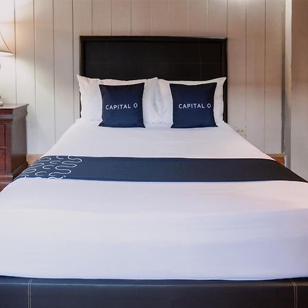 Capital O Hotel Villa Azura Tecate Eksteriør billede