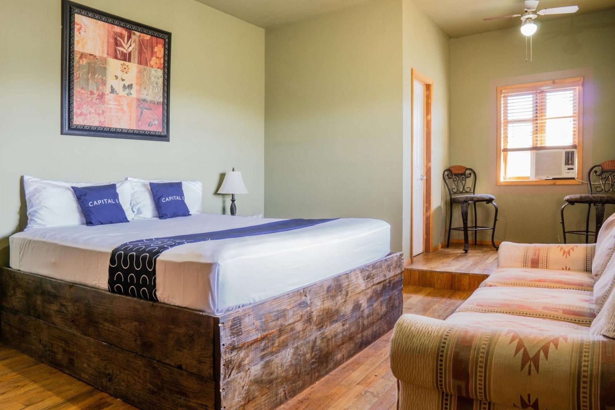 Capital O Hotel Villa Azura Tecate Eksteriør billede